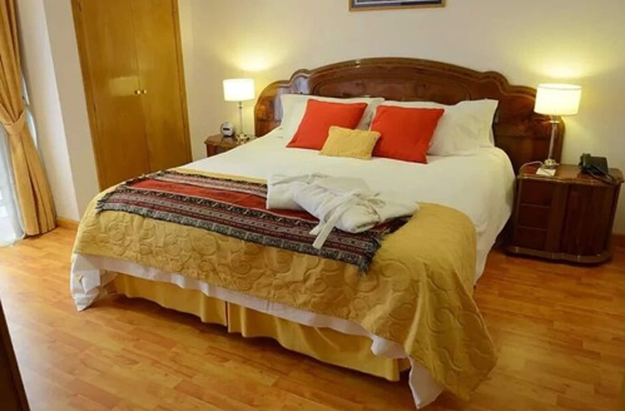 Ñikén Hotel Spa&Business Center Necochea Kültér fotó
