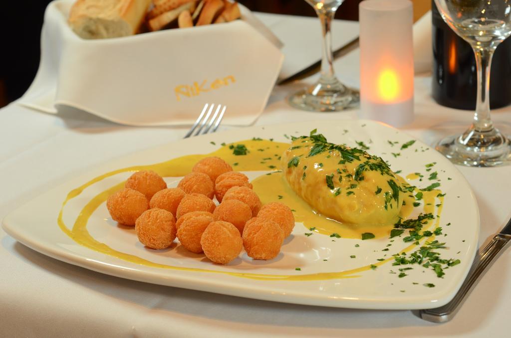 Ñikén Hotel Spa&Business Center Necochea Kültér fotó
